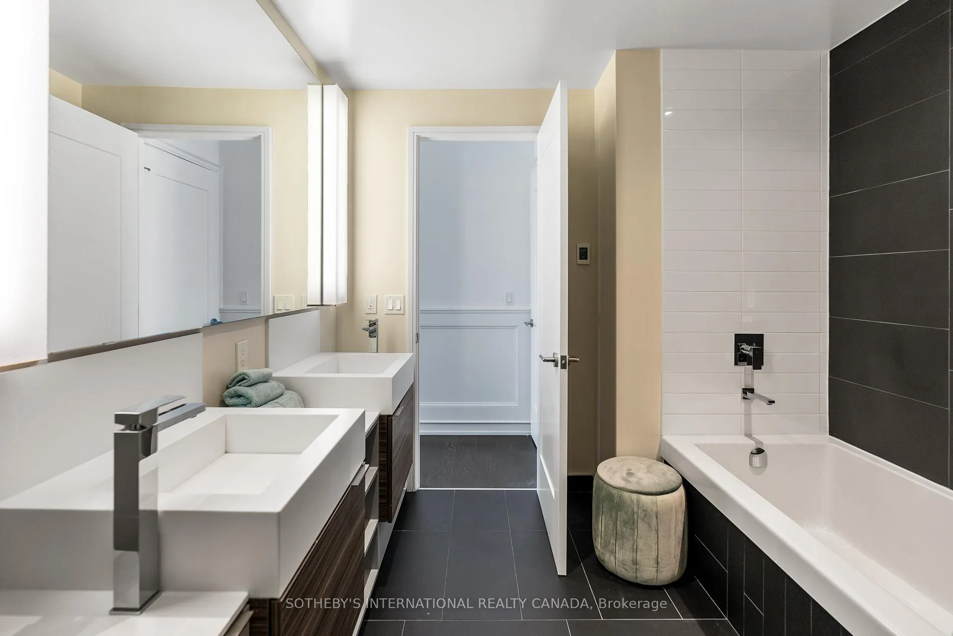 Photo 25 of Unit 2004, 88 Scott Street, Toronto, Church-Yonge Corridor — HOMEH