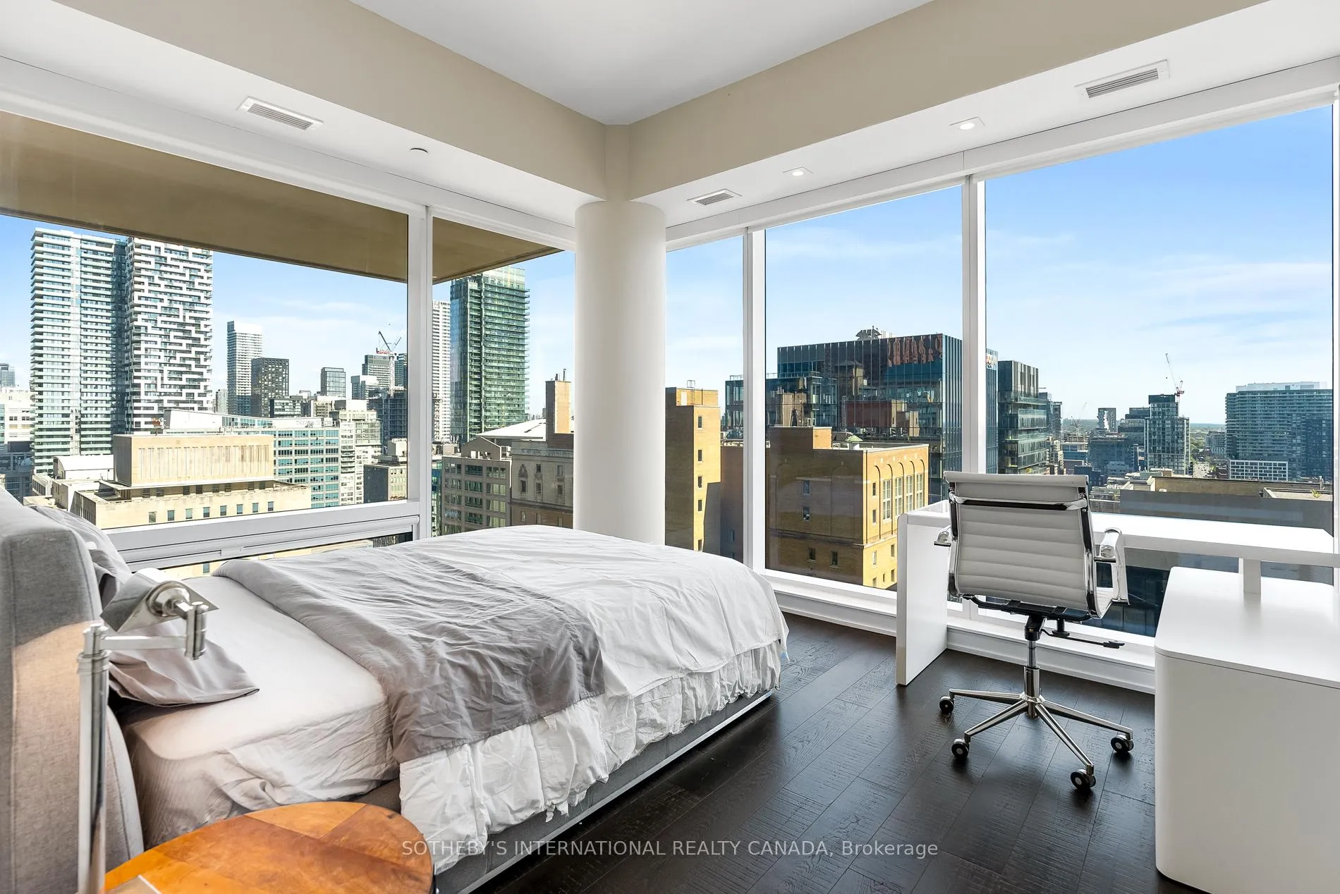 Photo 27 of Unit 2004, 88 Scott Street, Toronto, Church-Yonge Corridor — HOMEH