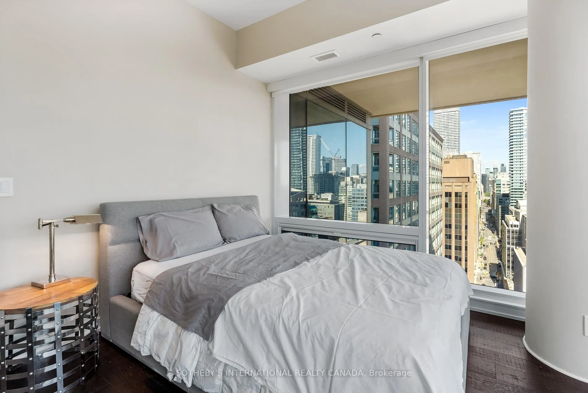 Photo 28 of Unit 2004, 88 Scott Street, Toronto, Church-Yonge Corridor — HOMEH