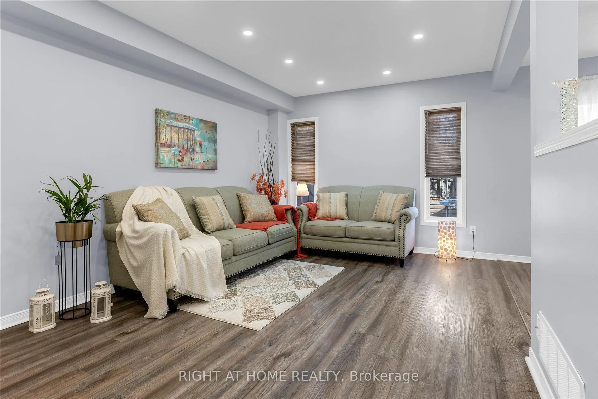 Photo 7 of 175 Sims Estate Drive, Kitchener — HOMEH