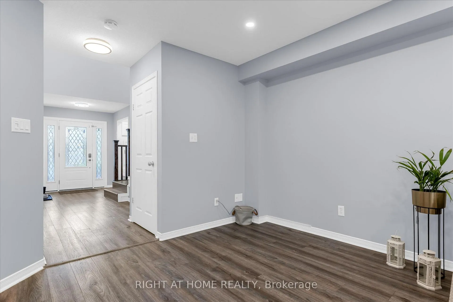 Photo 8 of 175 Sims Estate Drive, Kitchener — HOMEH