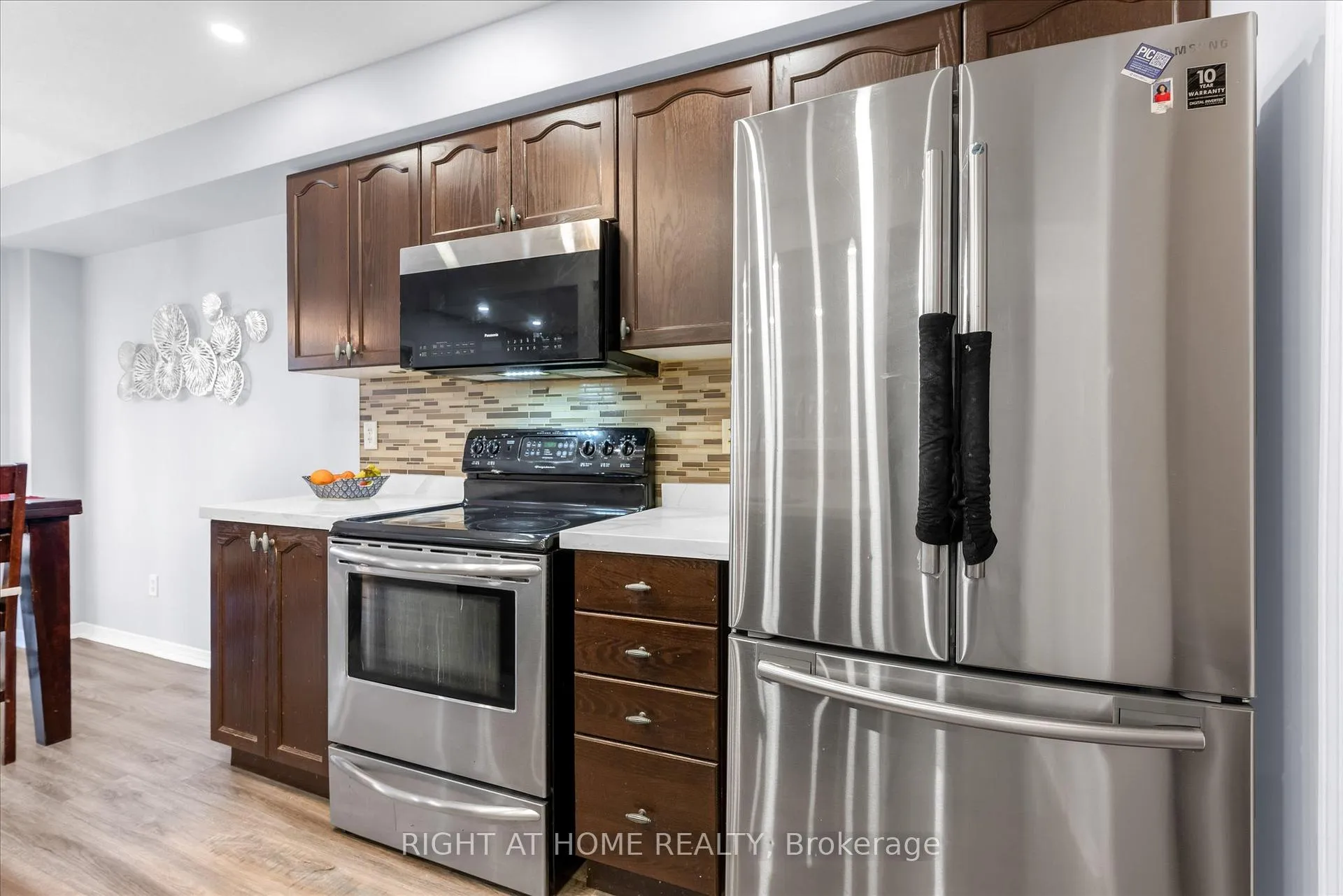 Photo 13 of 175 Sims Estate Drive, Kitchener — HOMEH