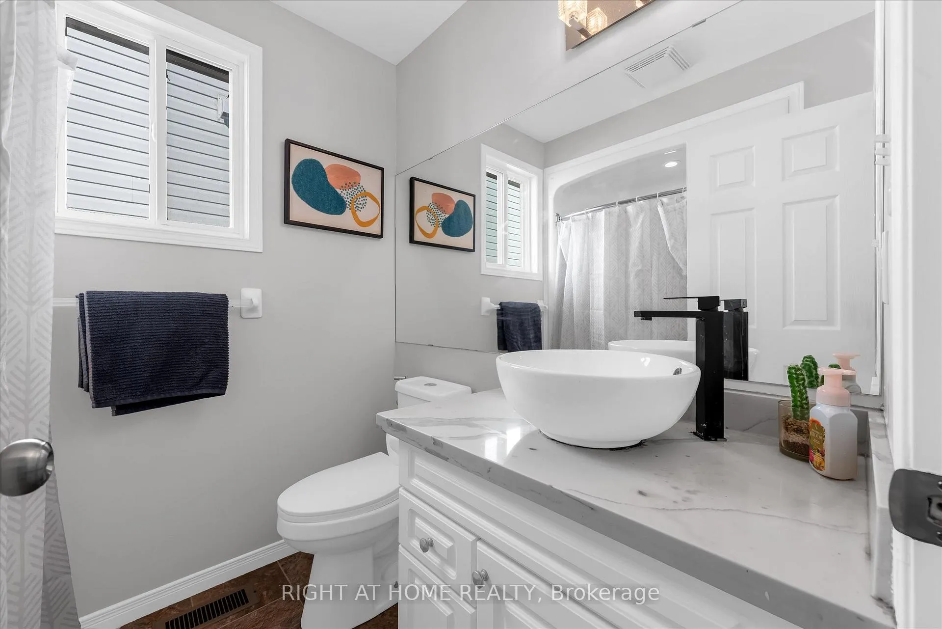Photo 22 of 175 Sims Estate Drive, Kitchener — HOMEH