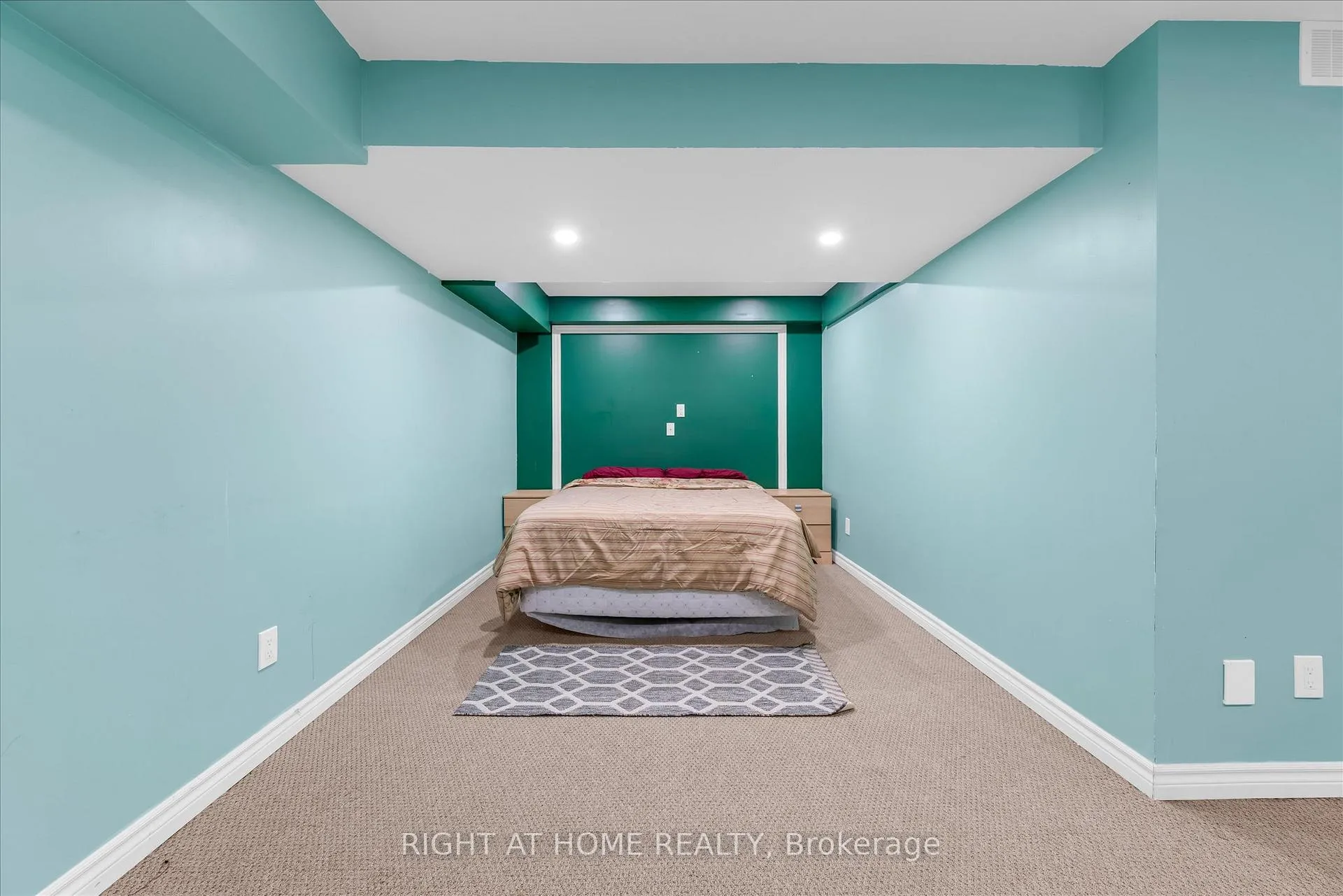 Photo 23 of 175 Sims Estate Drive, Kitchener — HOMEH