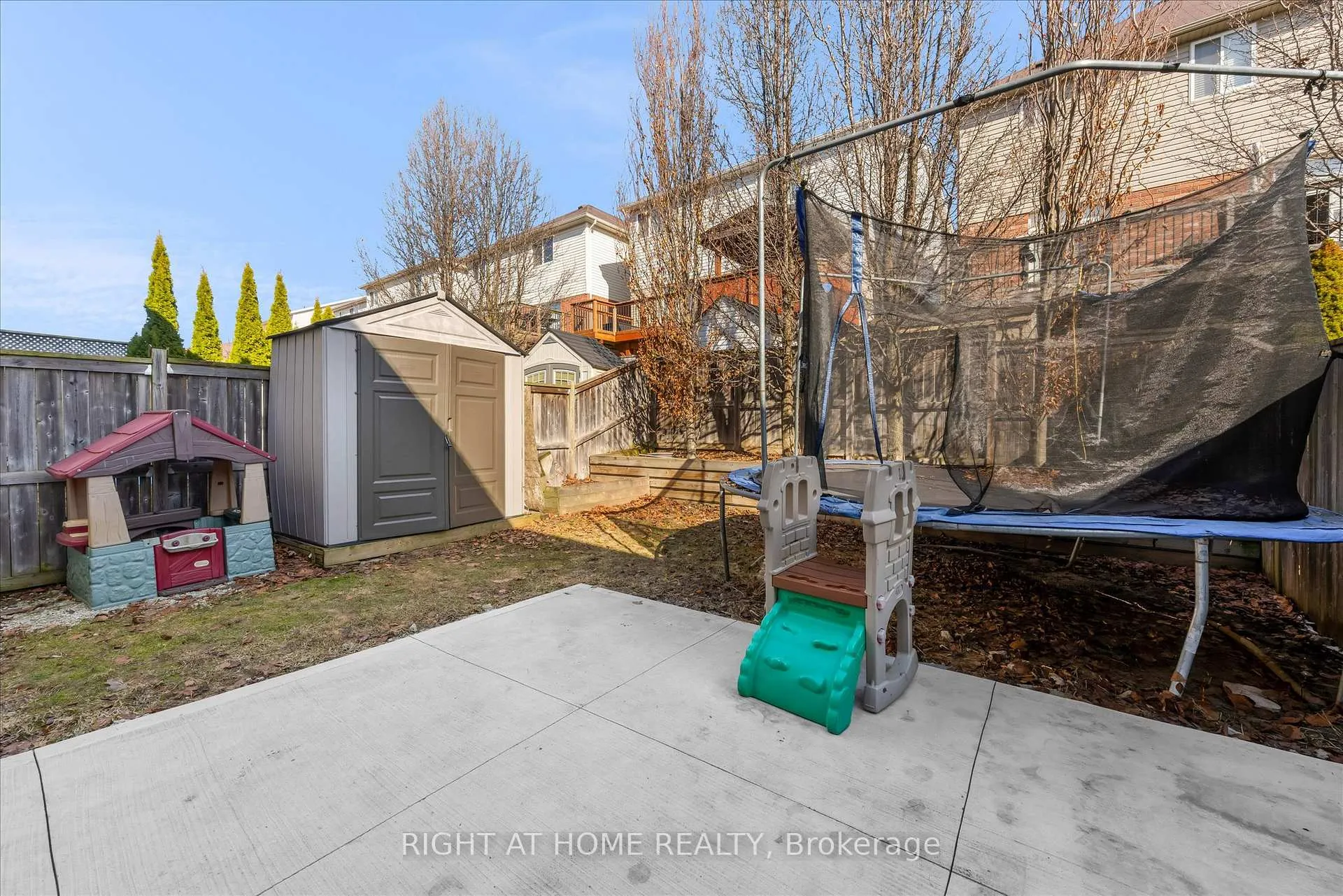 Photo 29 of 175 Sims Estate Drive, Kitchener — HOMEH