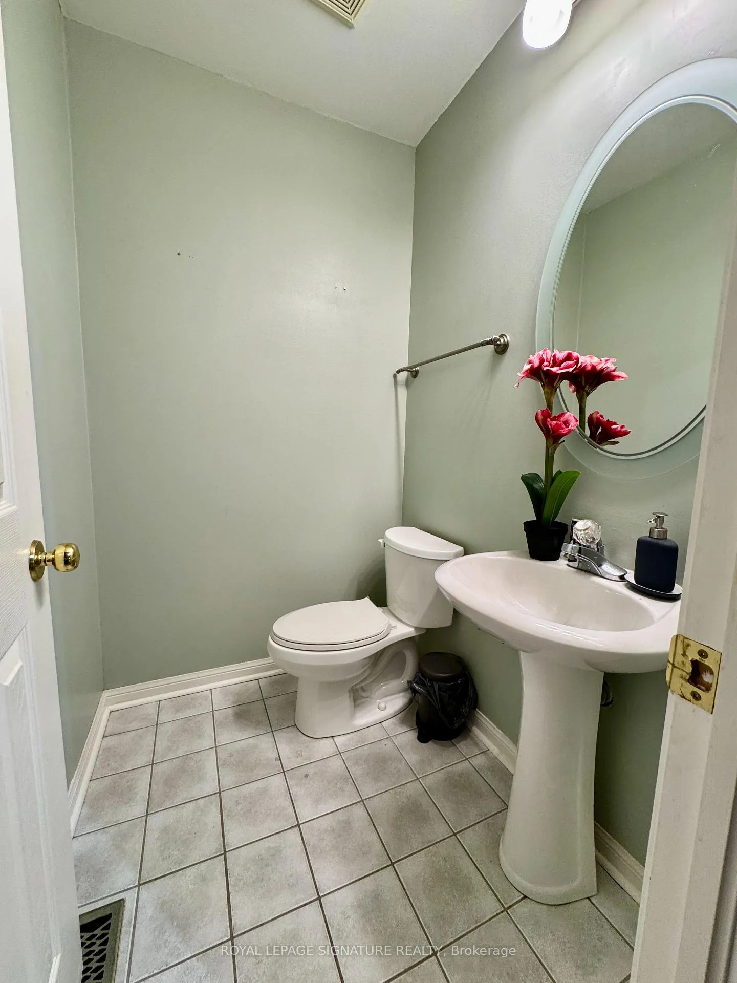 Photo 8 of 77 White's Hill Avenue, Markham, Cornell — HOMEH