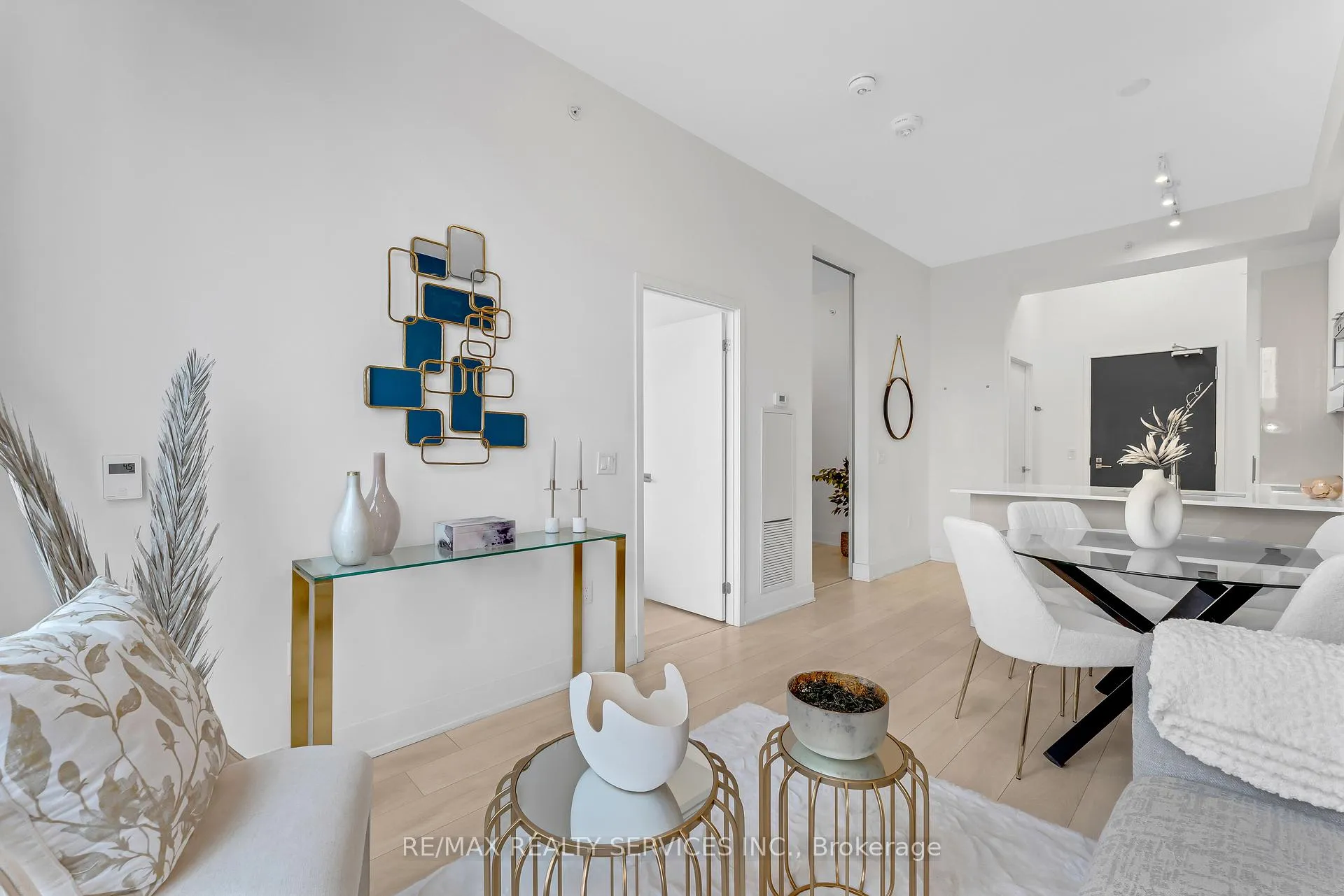Photo 16 of Unit 215, 2908 Highway 7 Road, Vaughan, Concord — HOMEH