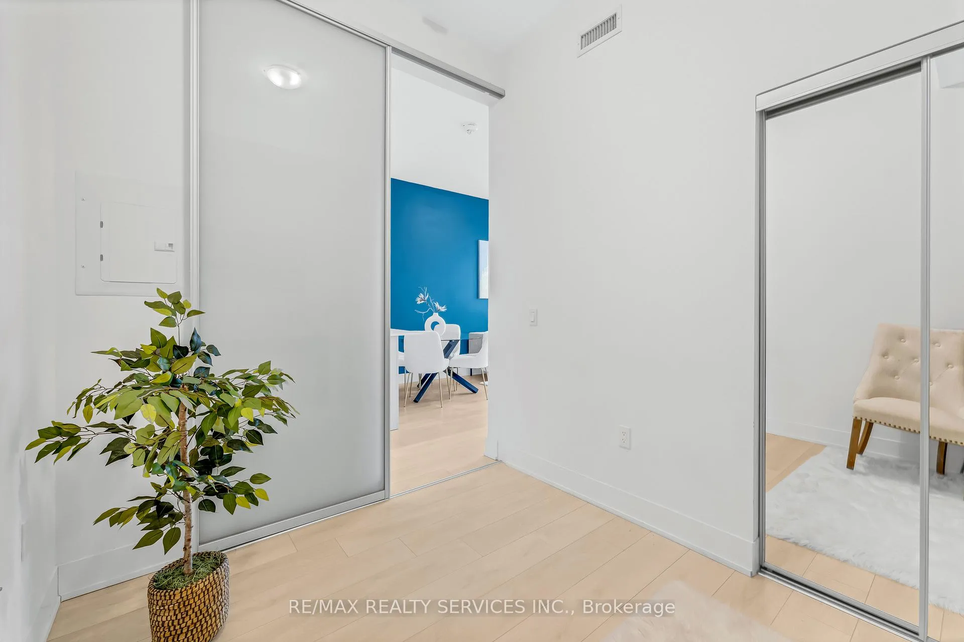 Photo 21 of Unit 215, 2908 Highway 7 Road, Vaughan, Concord — HOMEH