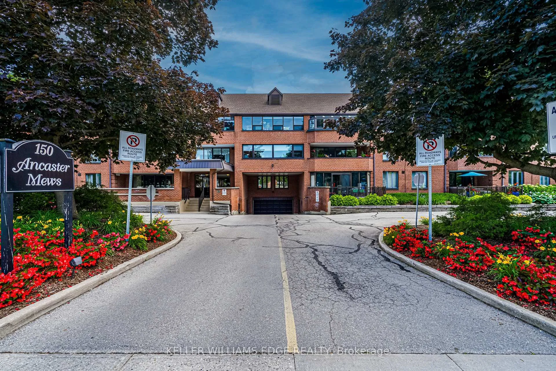 Front of Unit 2, 150 Wilson Street W