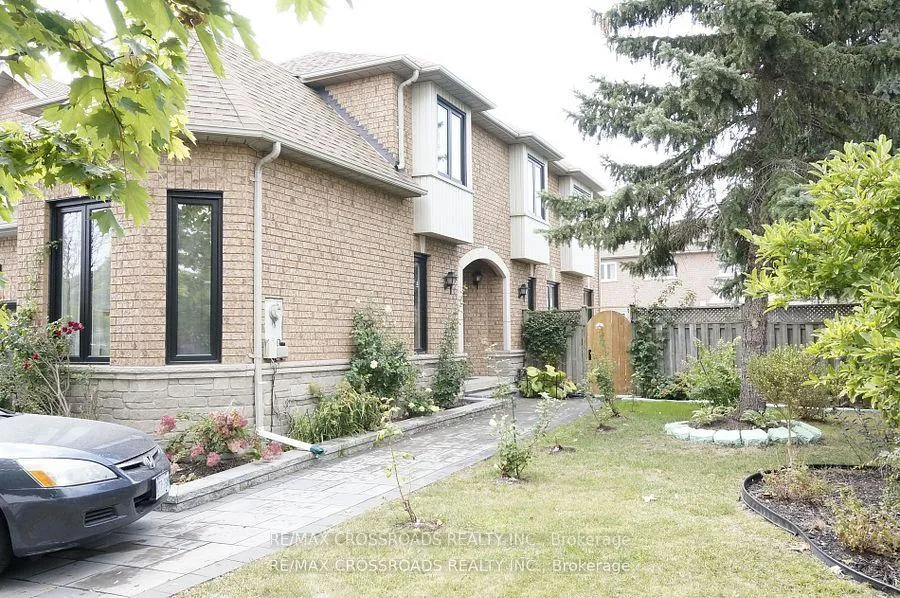 Photo 15 of 2 Wedgewood Place, Vaughan, Concord — HOMEH