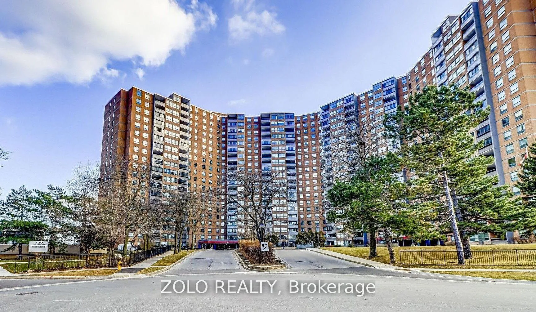 Front of Unit 2001, 627 The West Mall