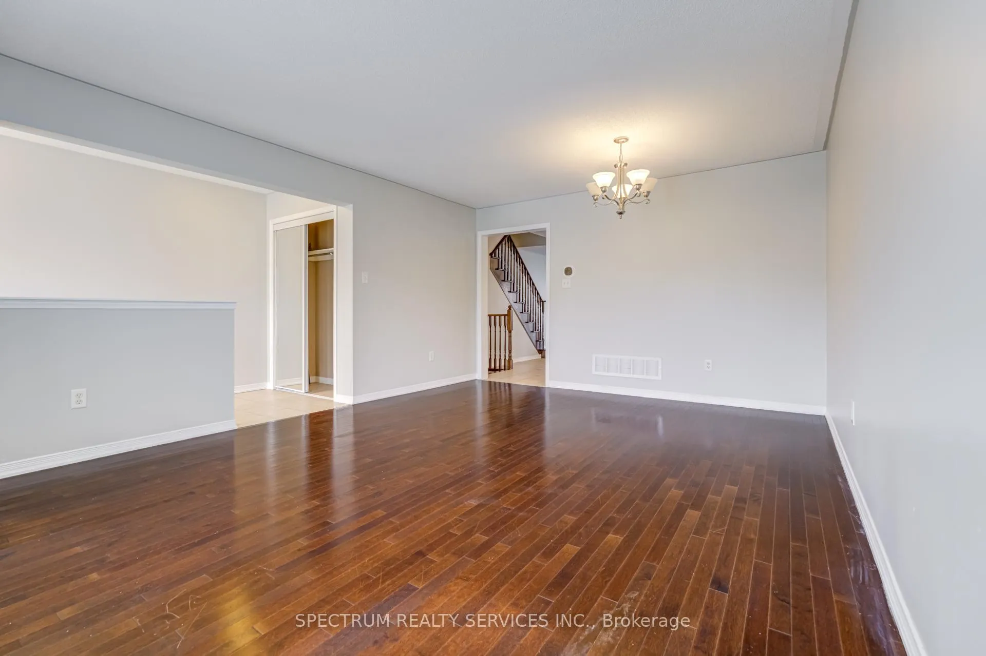 Photo 6 of 14 Martell Gate, Aurora, Bayview Northeast — HOMEH
