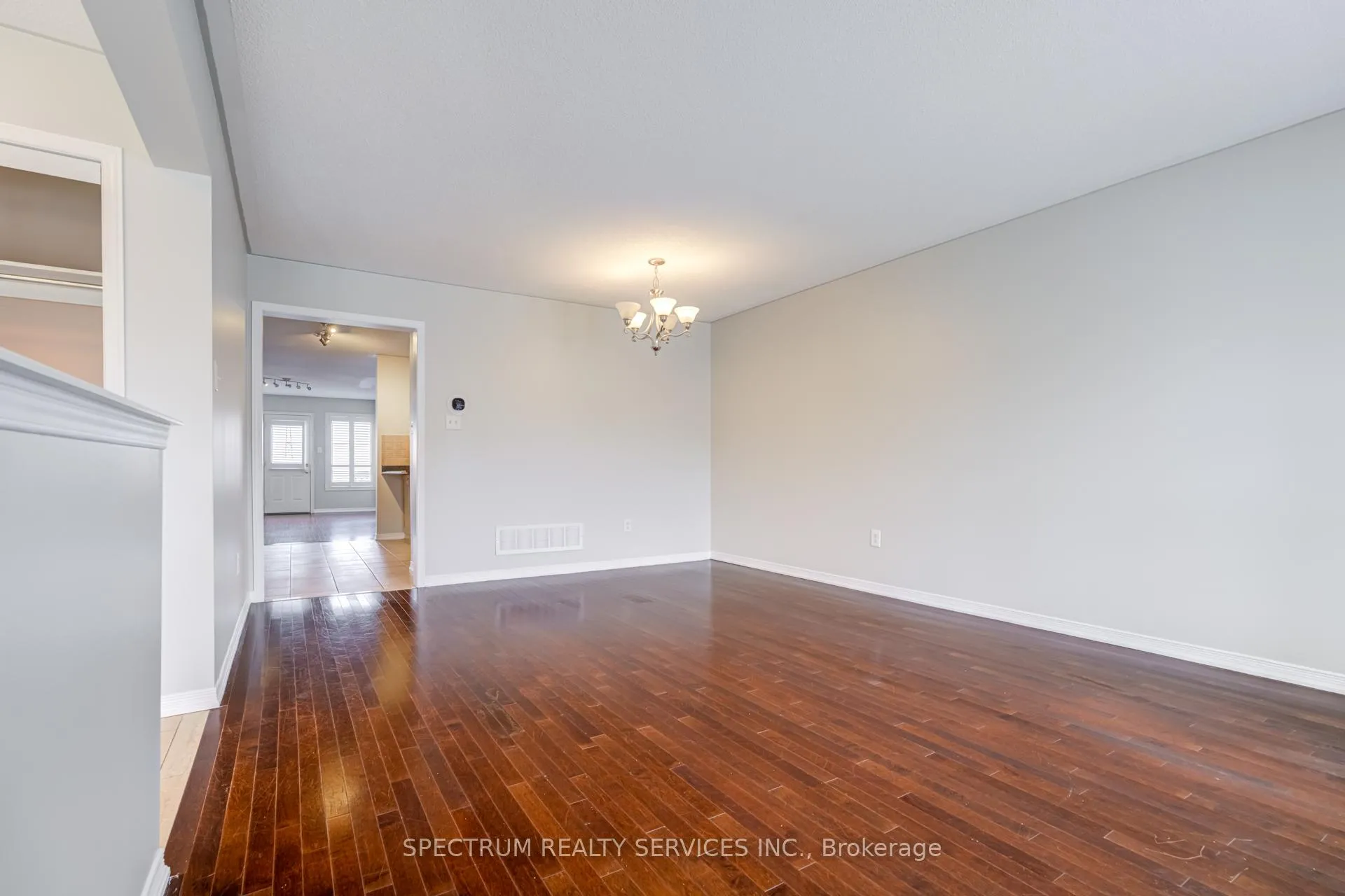 Photo 7 of 14 Martell Gate, Aurora, Bayview Northeast — HOMEH
