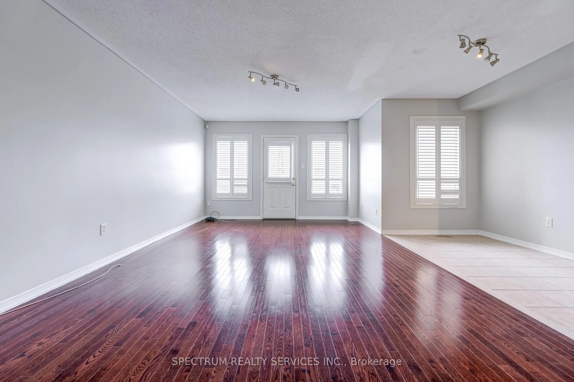 Photo 8 of 14 Martell Gate, Aurora, Bayview Northeast — HOMEH