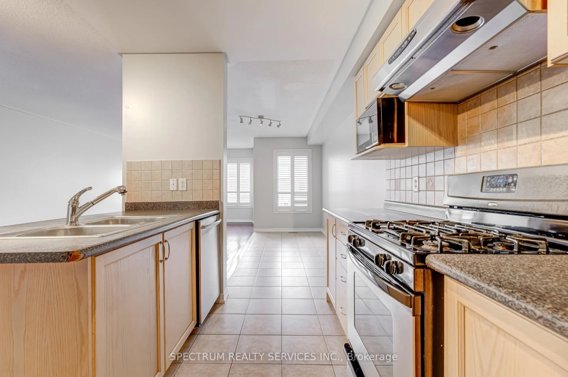 Photo 13 of 14 Martell Gate, Aurora, Bayview Northeast — HOMEH