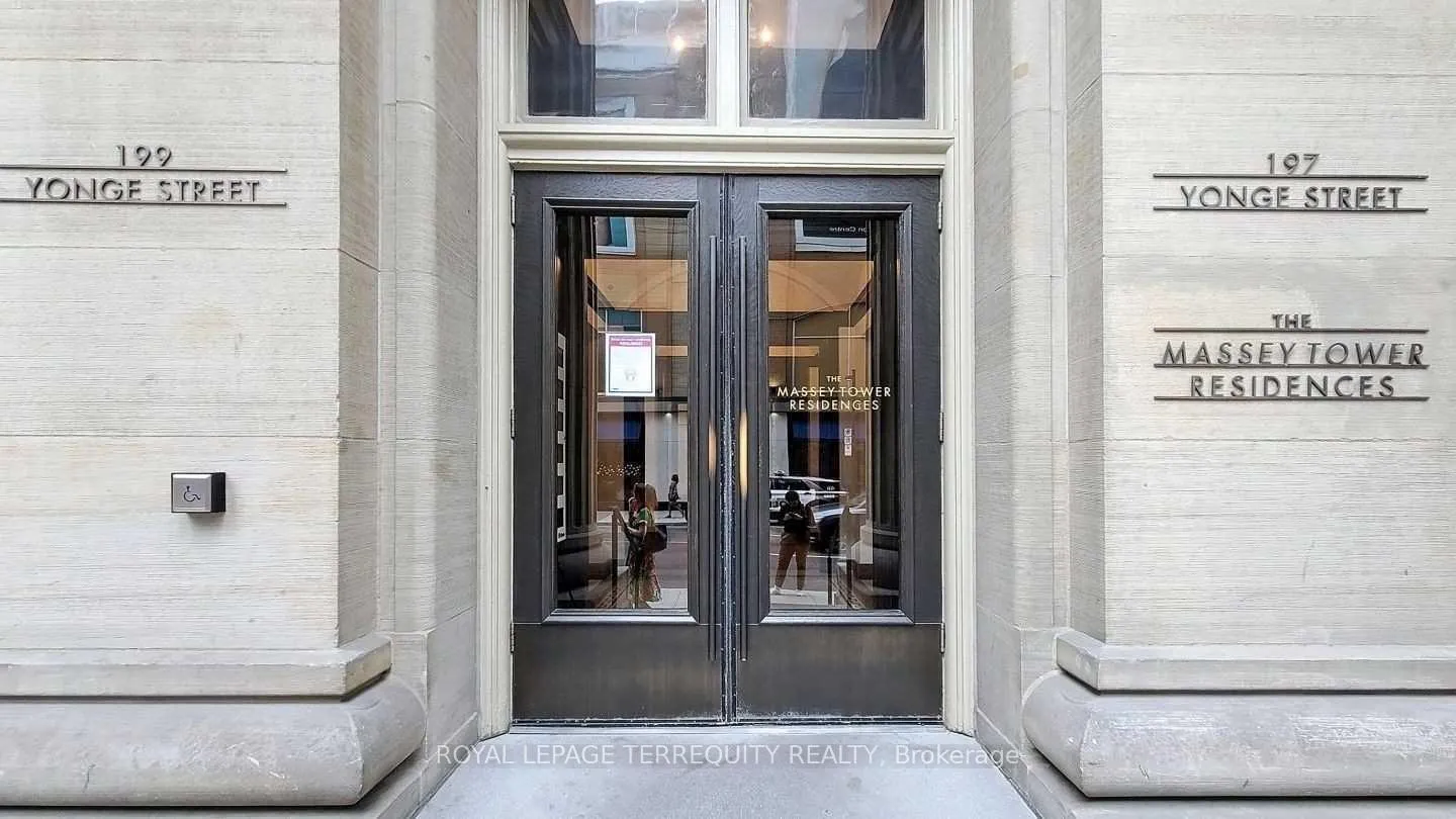Photo 1 of Unit 3014, 197 Yonge Street, Toronto, Church-Yonge Corridor — HOMEH