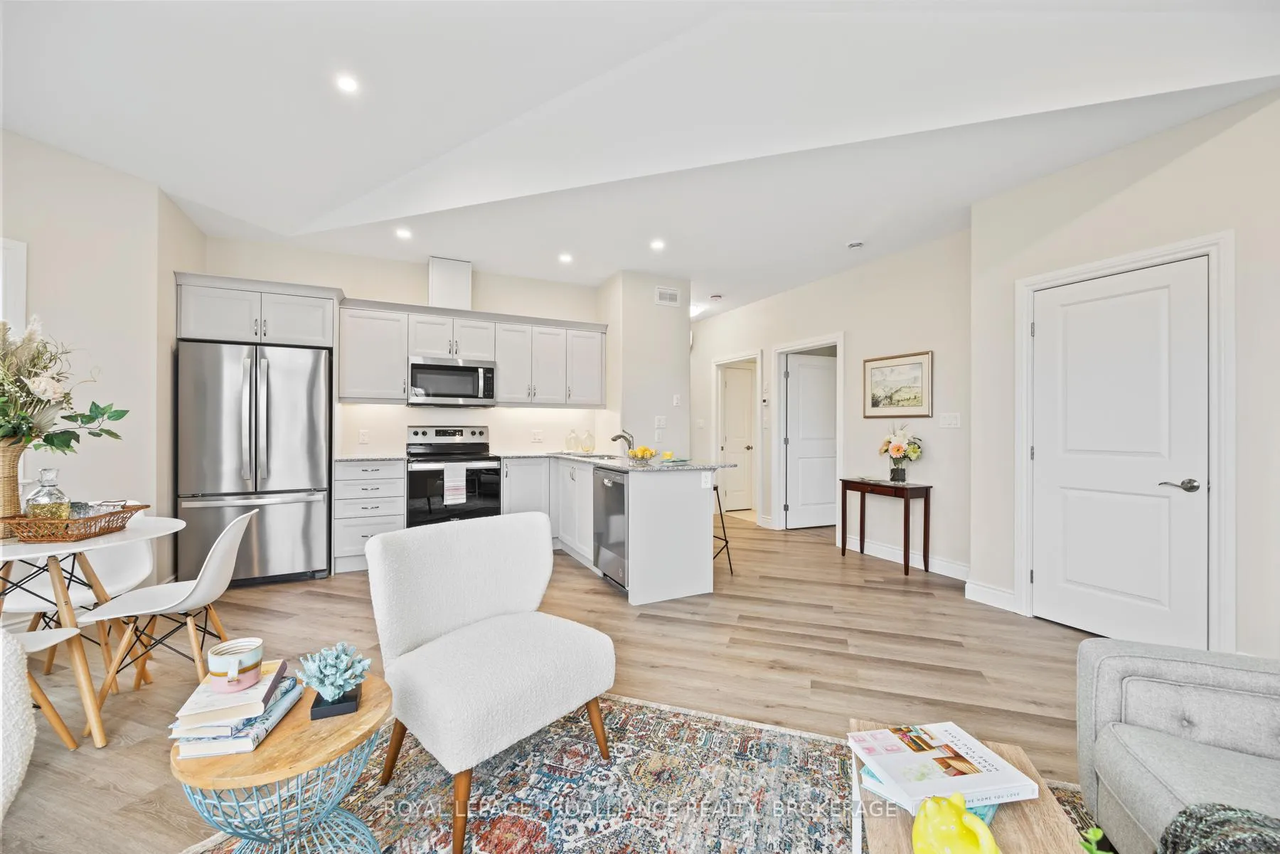 Photo 10 of 45 Carly Place, Loyalist, Amherstview — HOMEH