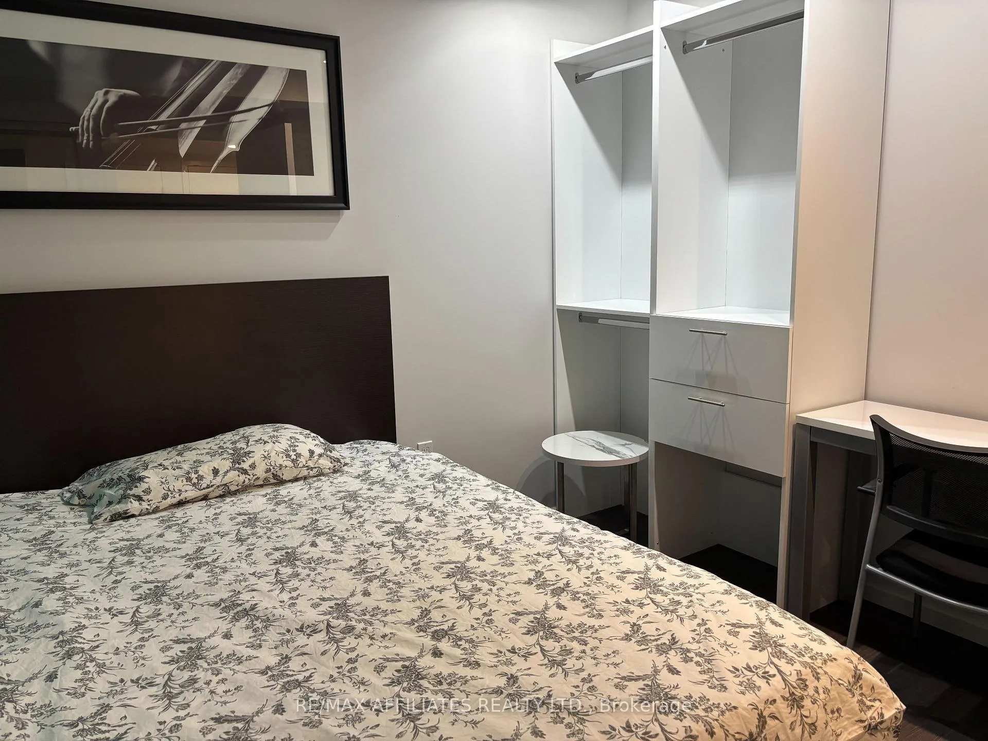 Photo 16 of 105 Champagne Avenue S, Ottawa, West Centre Town — HOMEH