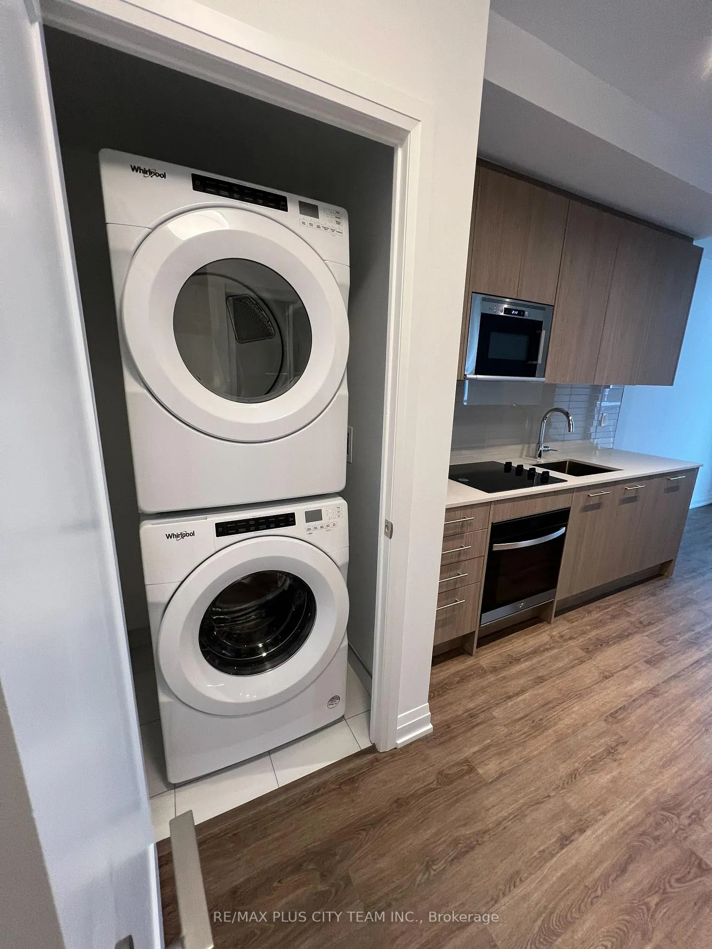 Photo 11 of Unit 1106, 286 Main Street, Toronto, East End-Danforth — HOMEH
