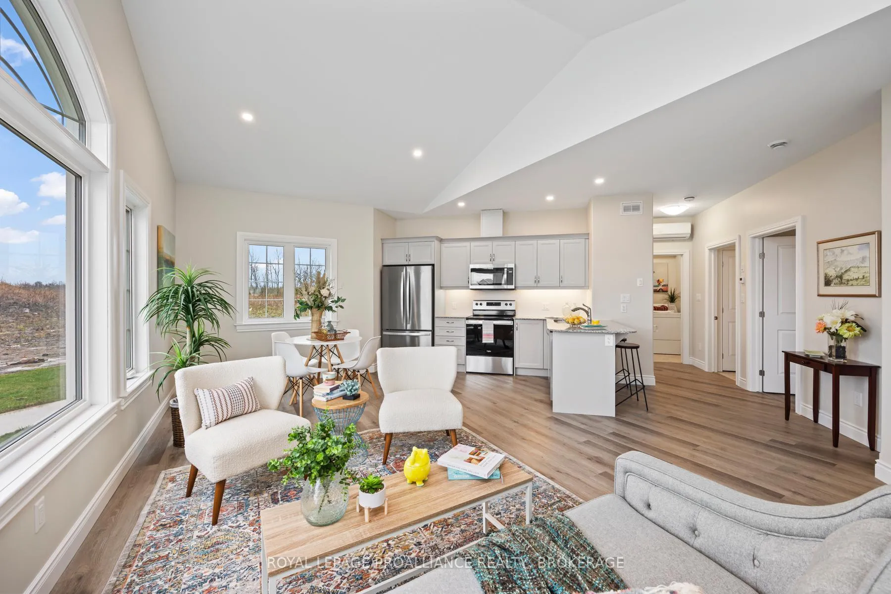 Photo 6 of 40 Carly Place, Loyalist, Amherstview — HOMEH