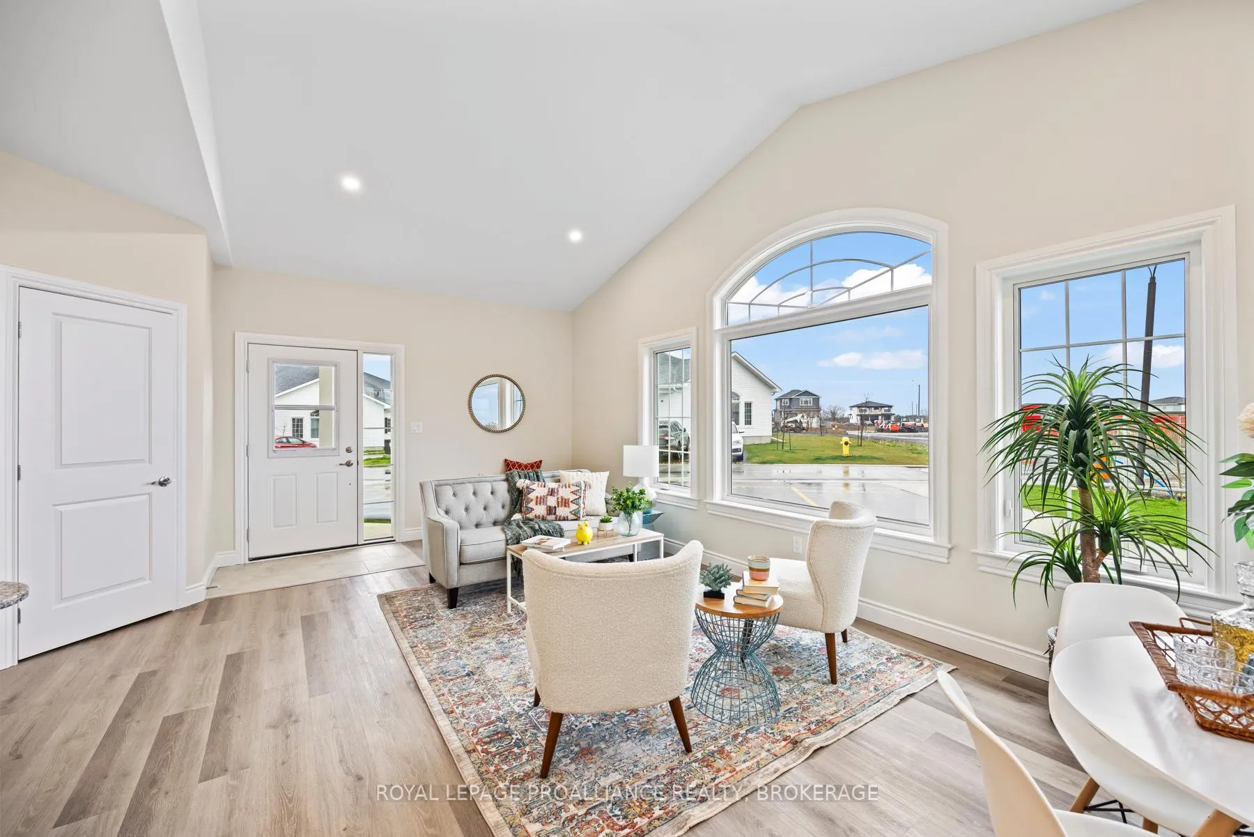 Photo 8 of 38 Carly Place, Loyalist, Amherstview — HOMEH