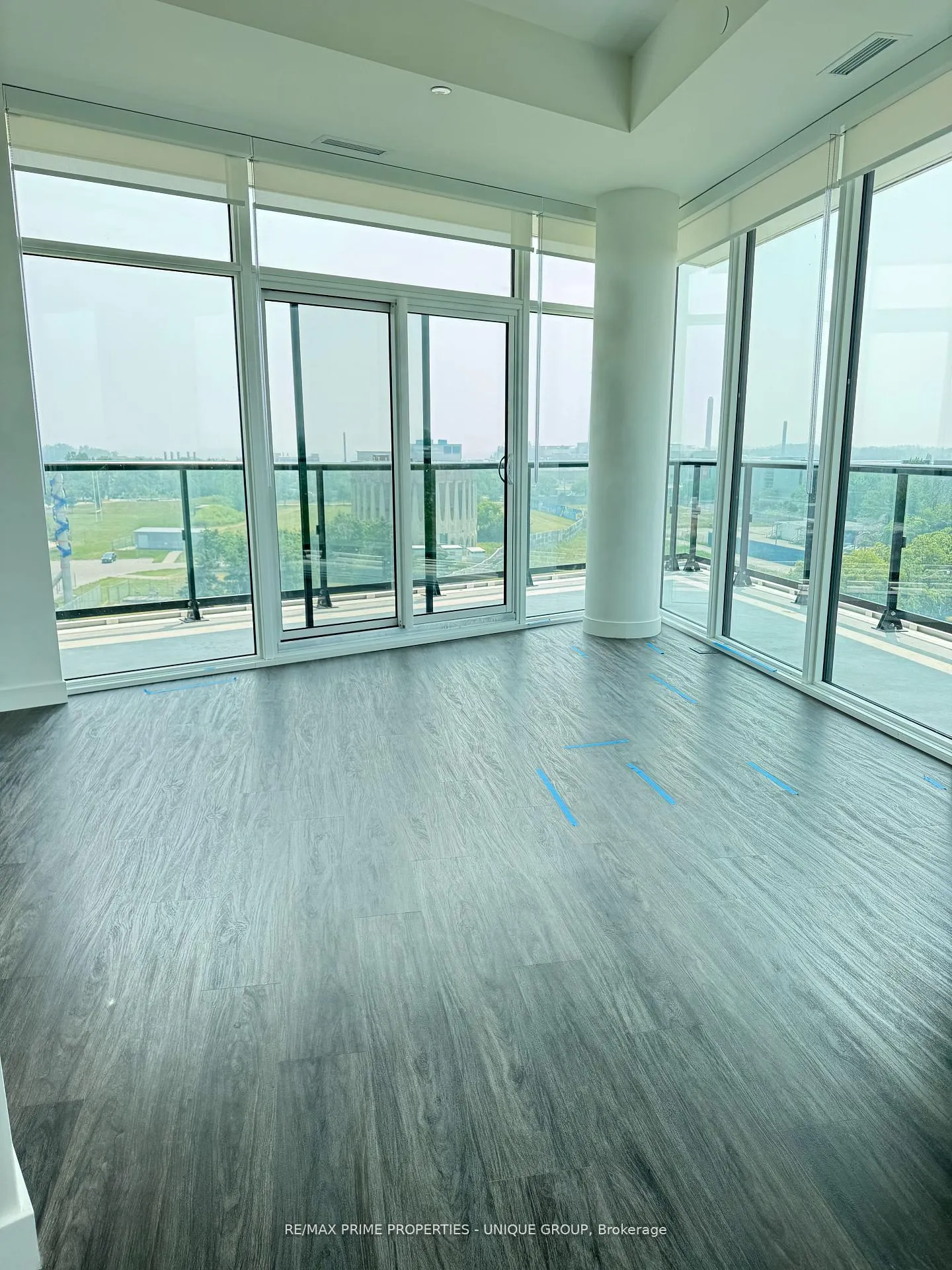 Photo 9 of Unit 712, 1050 Eastern Avenue, Toronto, The Beaches — HOMEH