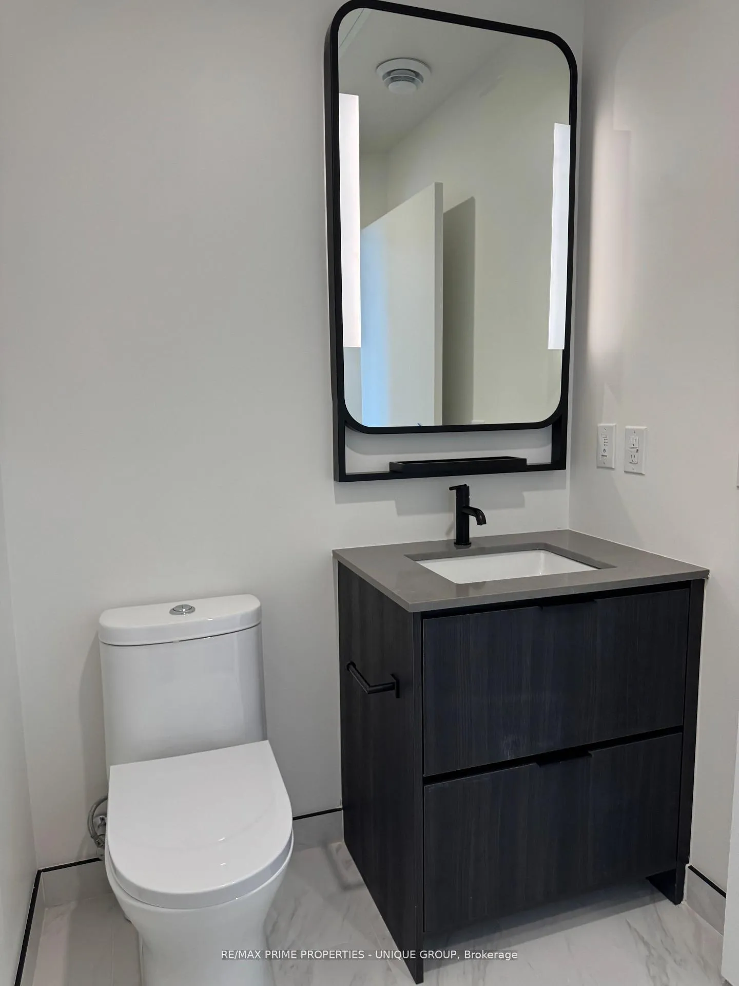 Photo 11 of Unit 712, 1050 Eastern Avenue, Toronto, The Beaches — HOMEH