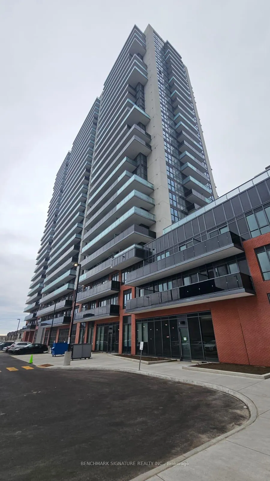 Photo 2 of Unit 2508, 2545 Simcoe Street N, Oshawa, Windfields — HOMEH