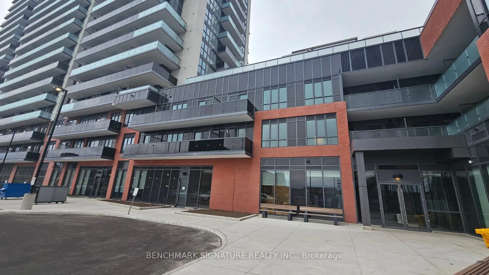 Photo 3 of Unit 2508, 2545 Simcoe Street N, Oshawa, Windfields — HOMEH