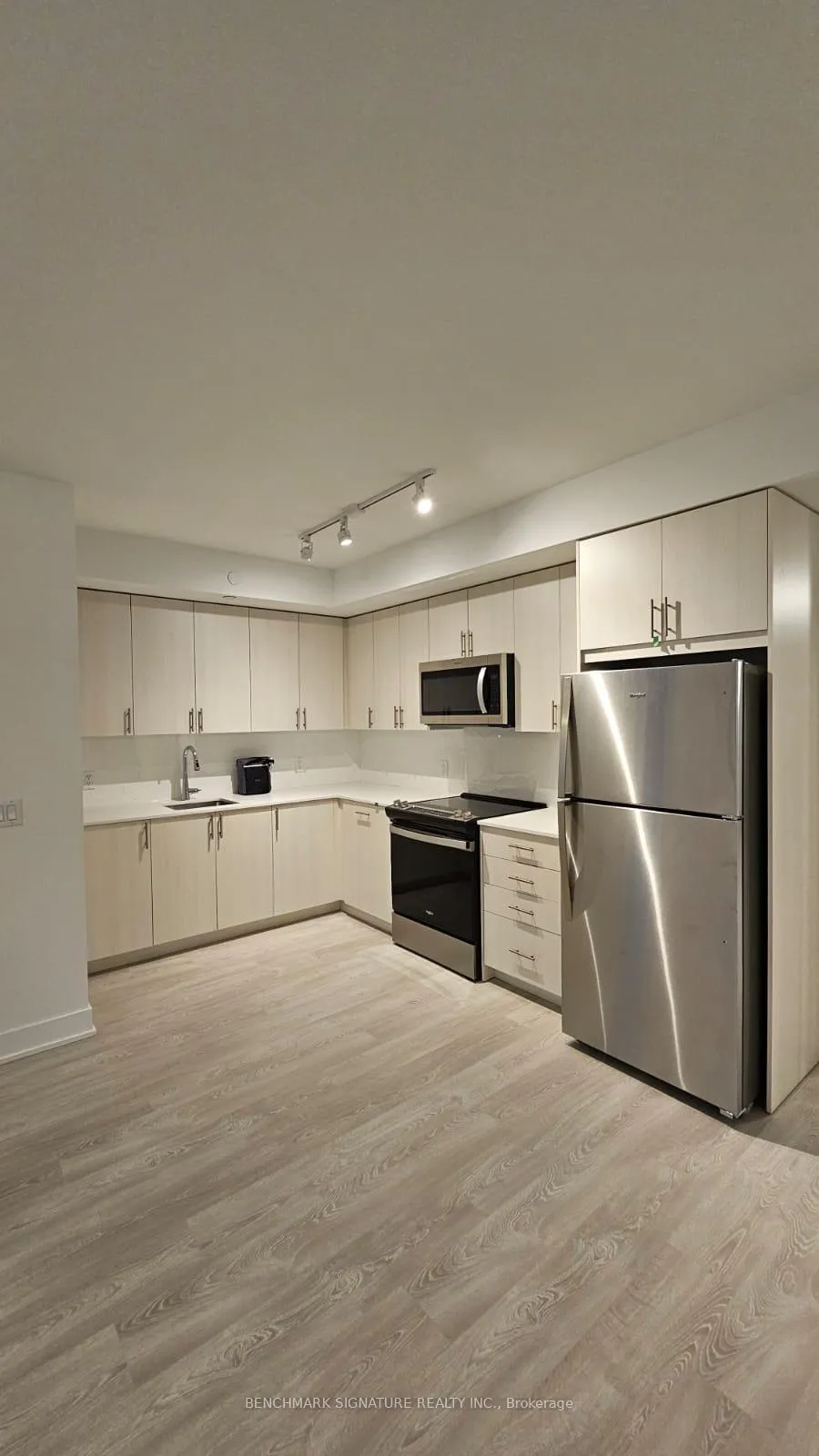Photo 11 of Unit 2508, 2545 Simcoe Street N, Oshawa, Windfields — HOMEH