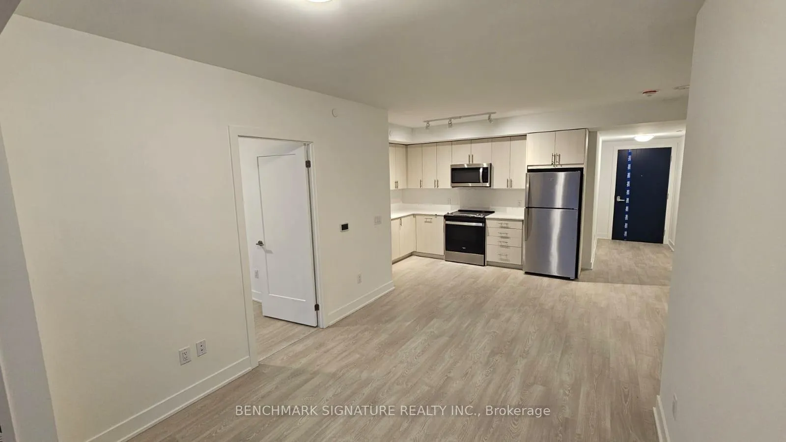 Photo 13 of Unit 2508, 2545 Simcoe Street N, Oshawa, Windfields — HOMEH