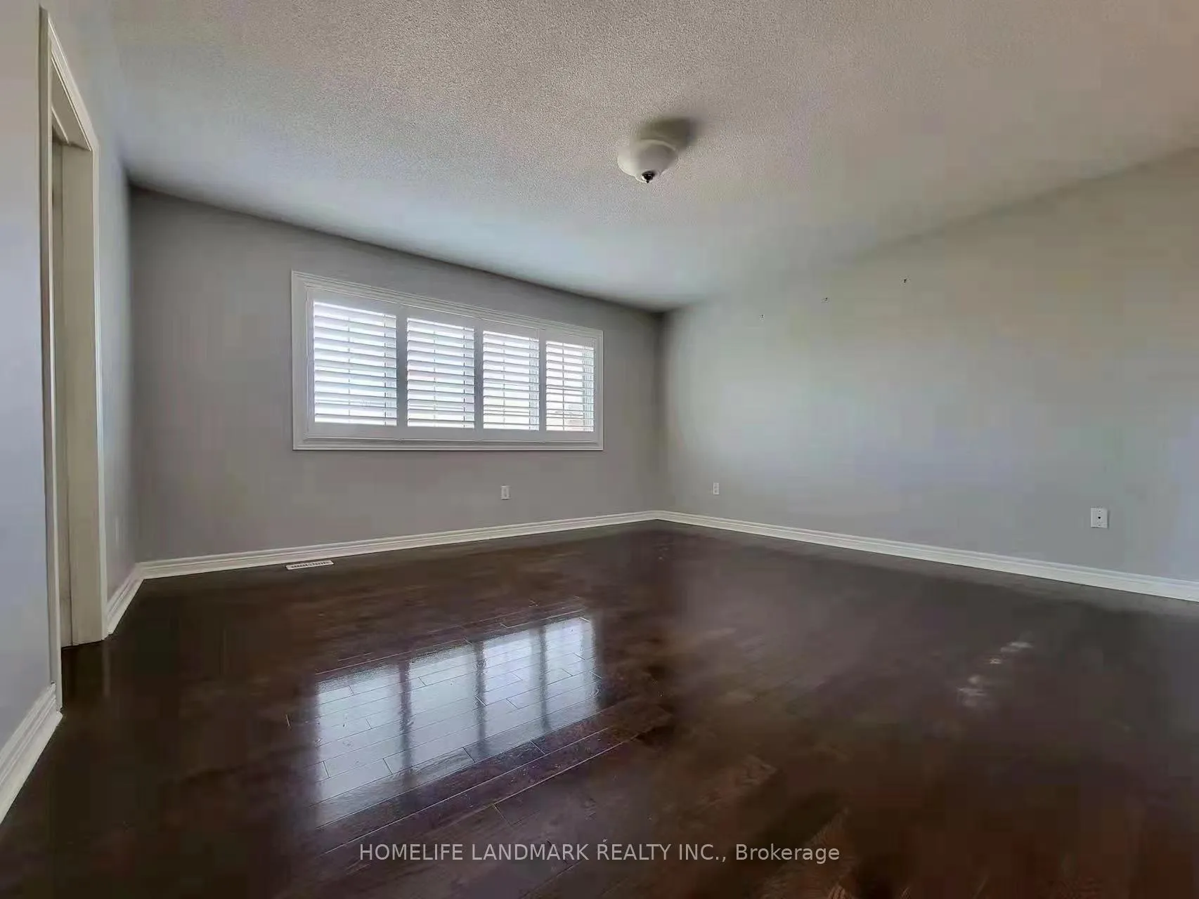 Photo 11 of 326 Williamson Road, Markham, Greensborough — HOMEH