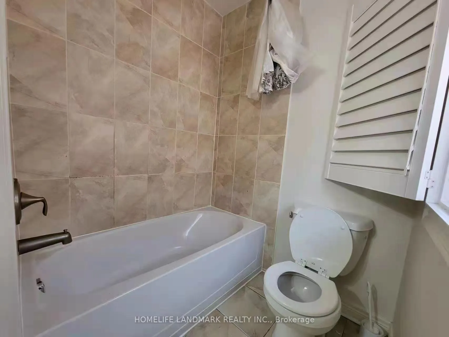 Photo 16 of 326 Williamson Road, Markham, Greensborough — HOMEH