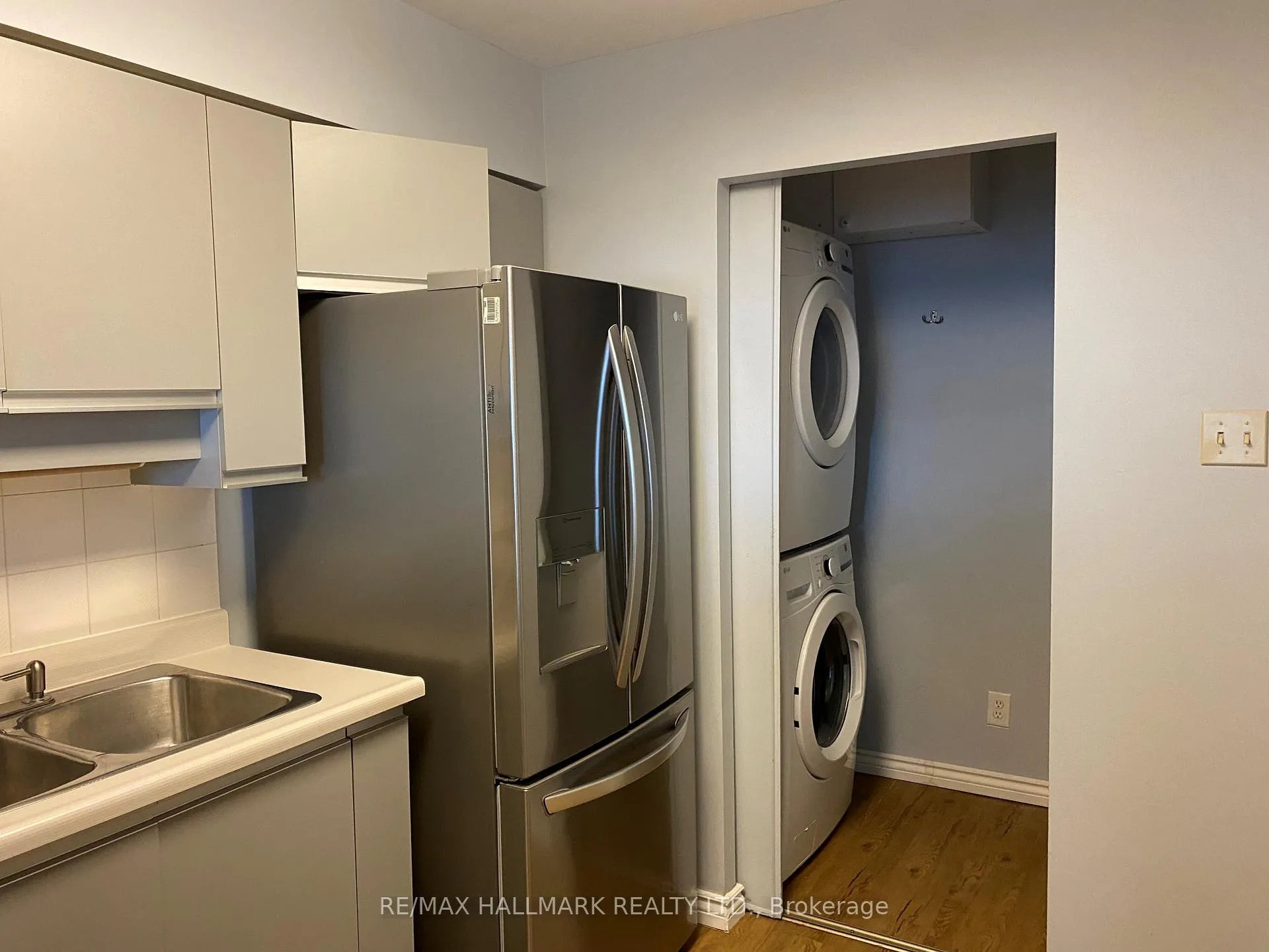 Photo 6 of Unit PH7, 1890 Valley farm Rd., Pickering, Town Centre — HOMEH