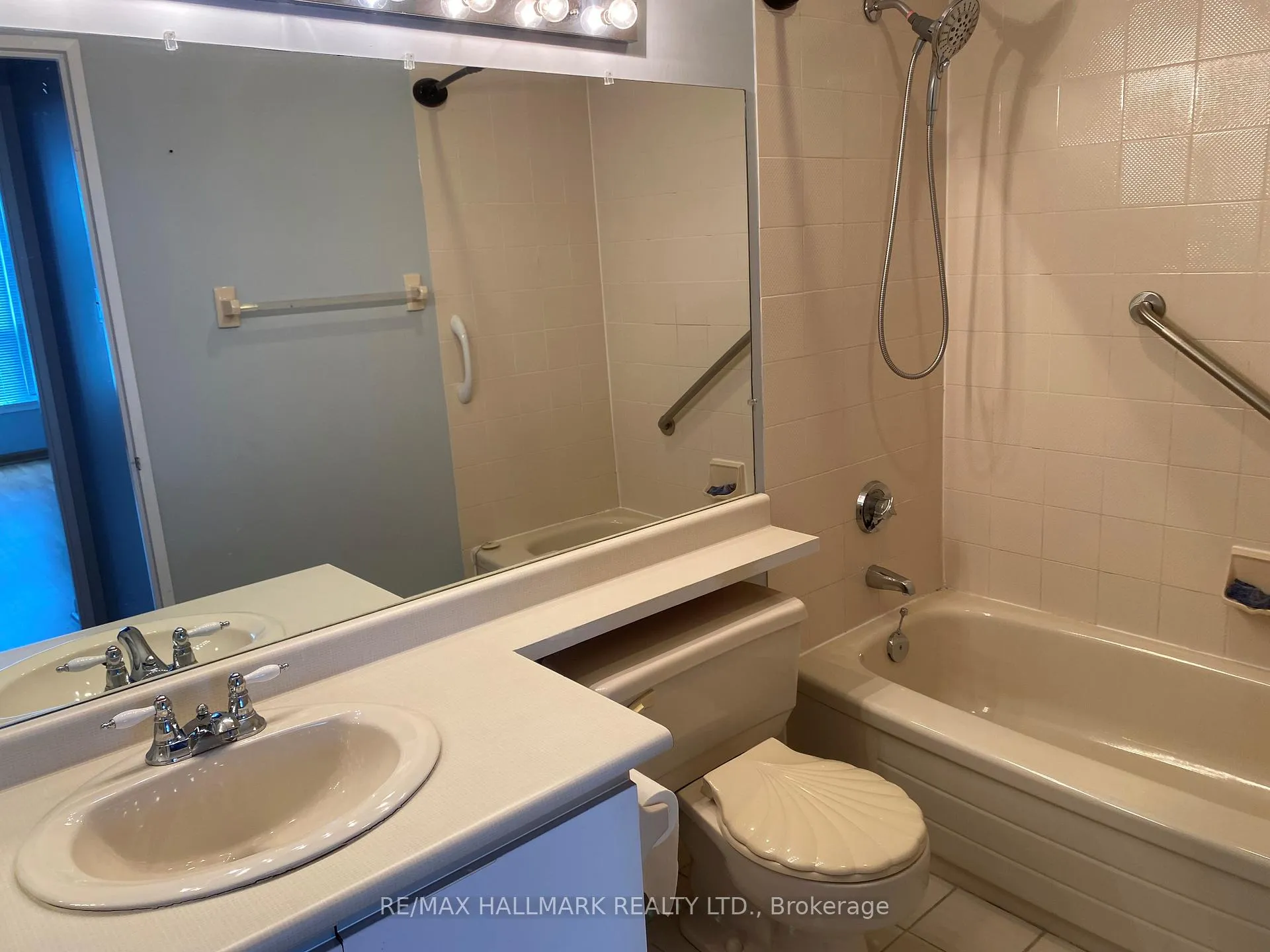 Photo 7 of Unit PH7, 1890 Valley farm Rd., Pickering, Town Centre — HOMEH