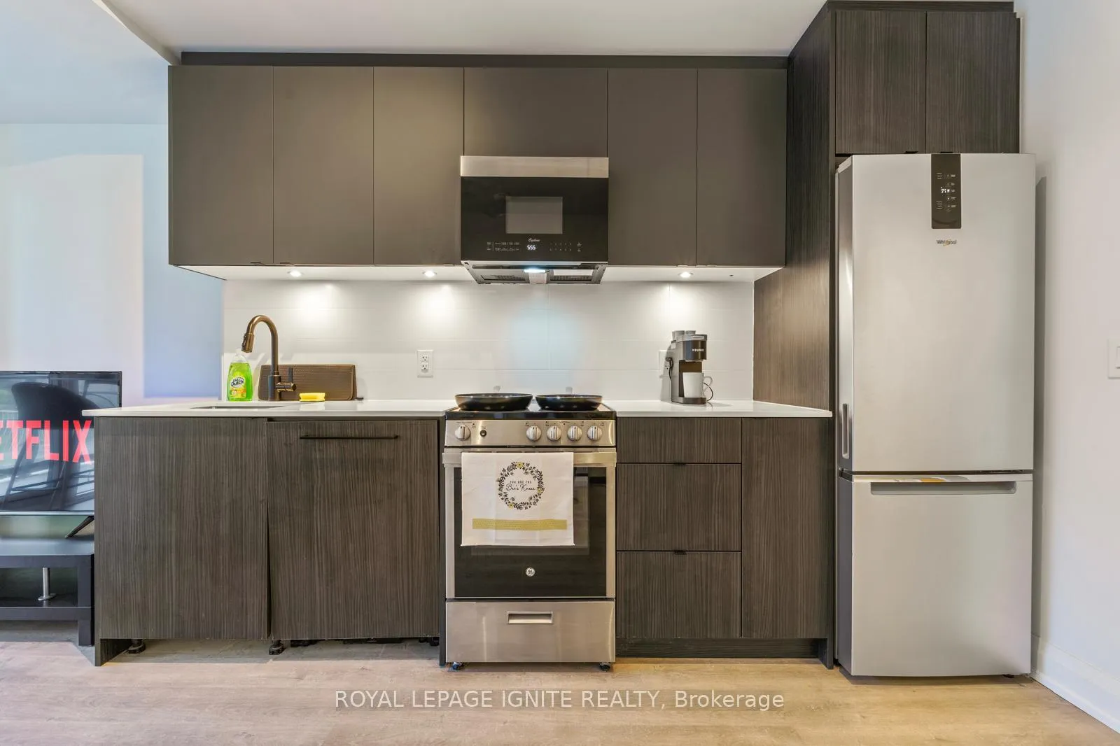 Photo 3 of Unit 213, 2369 Danforth Avenue, Toronto, East End-Danforth — HOMEH