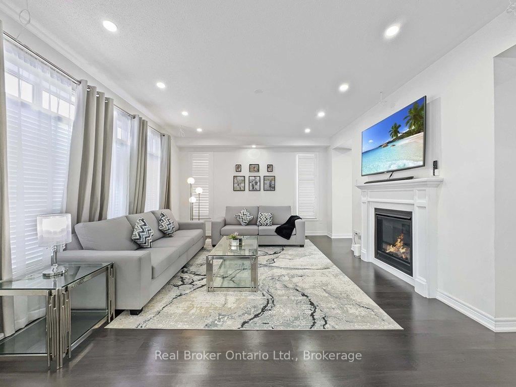 Photo 6 of 37 Drake Avenue, Brant, Paris — HOMEH