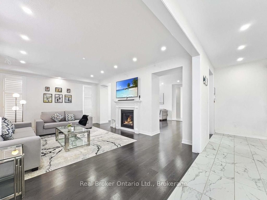 Photo 7 of 37 Drake Avenue, Brant, Paris — HOMEH