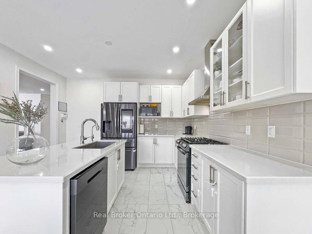Photo 14 of 37 Drake Avenue, Brant, Paris — HOMEH
