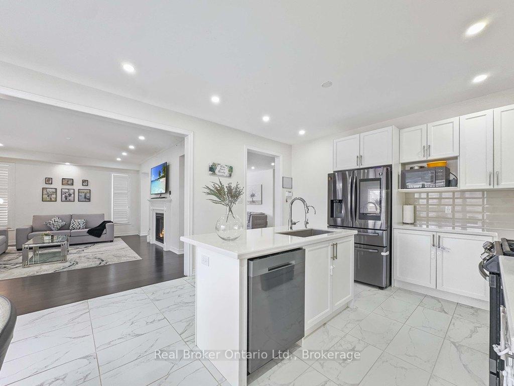 Photo 15 of 37 Drake Avenue, Brant, Paris — HOMEH