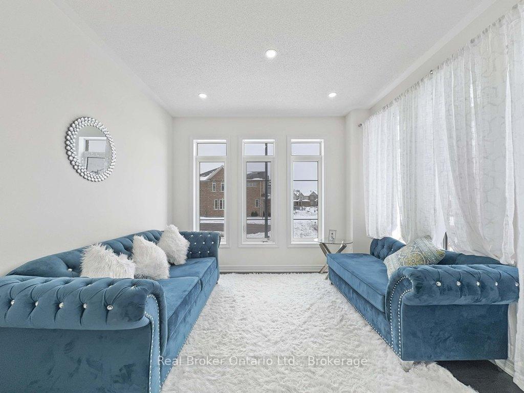 Photo 23 of 37 Drake Avenue, Brant, Paris — HOMEH