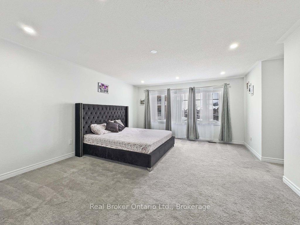 Photo 26 of 37 Drake Avenue, Brant, Paris — HOMEH
