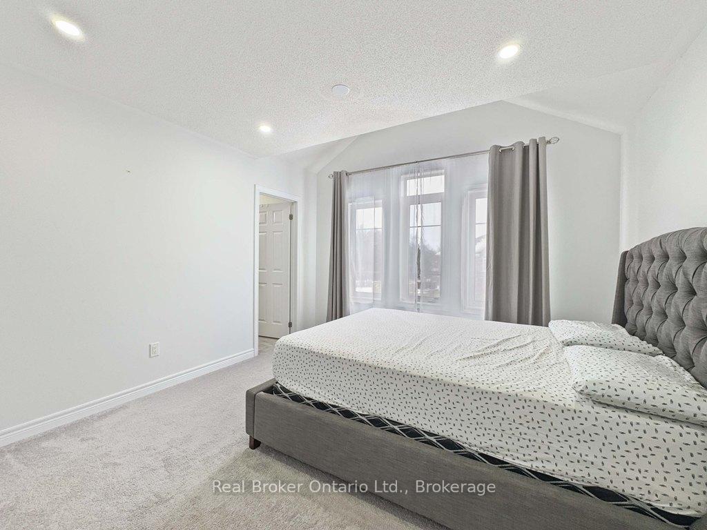 Photo 31 of 37 Drake Avenue, Brant, Paris — HOMEH
