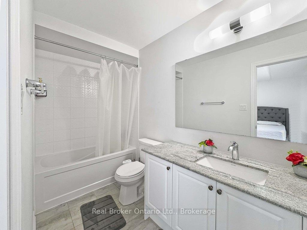 Photo 33 of 37 Drake Avenue, Brant, Paris — HOMEH