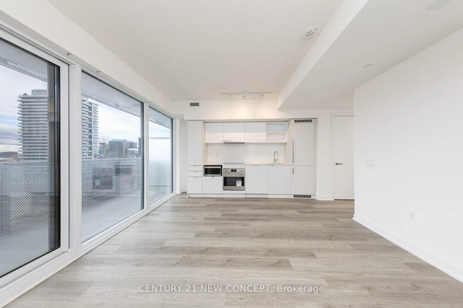 Photo 2 of Unit 1601, 55 Cooper Street, Toronto, Waterfront Communities — HOMEH