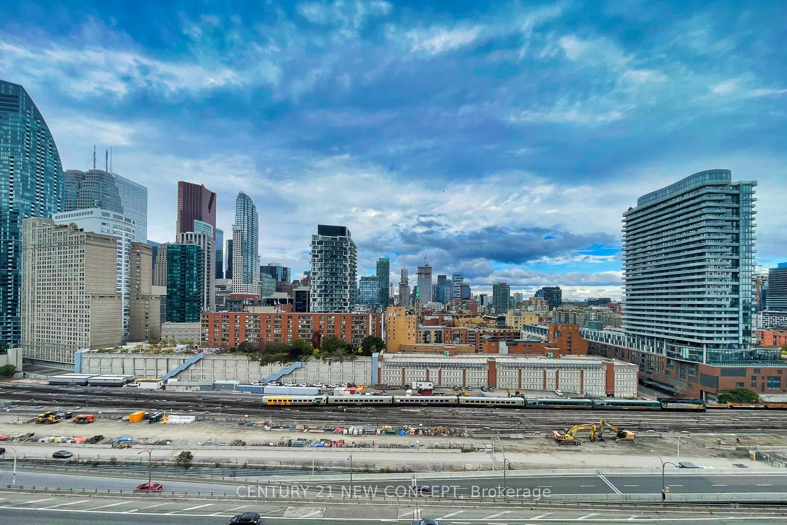 Photo 22 of Unit 1601, 55 Cooper Street, Toronto, Waterfront Communities — HOMEH