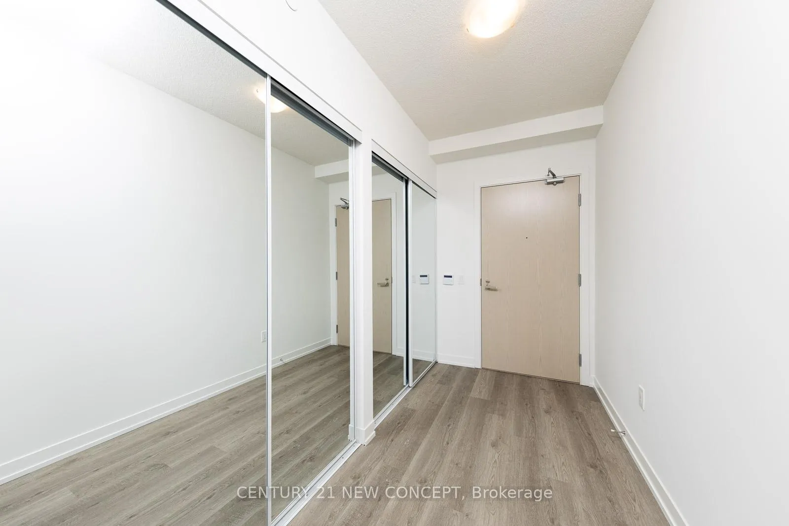 Photo 35 of Unit 1601, 55 Cooper Street, Toronto, Waterfront Communities — HOMEH