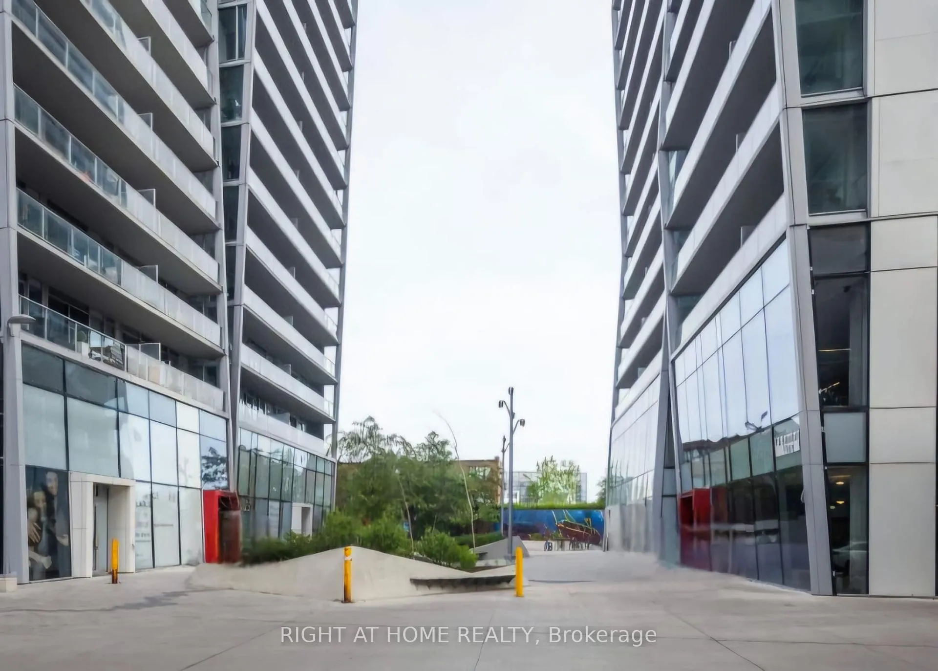 Photo 2 of Unit 411, 15 Baseball Place, Toronto, South Riverdale — HOMEH