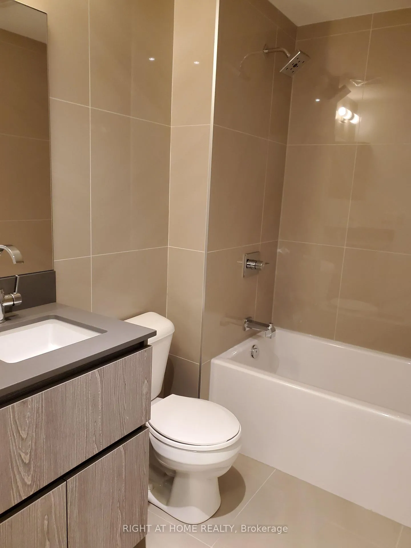 Photo 6 of Unit 411, 15 Baseball Place, Toronto, South Riverdale — HOMEH