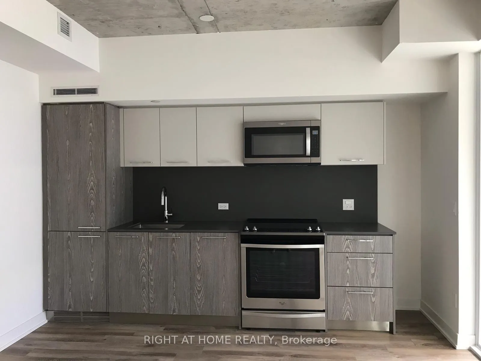 Photo 11 of Unit 411, 15 Baseball Place, Toronto, South Riverdale — HOMEH